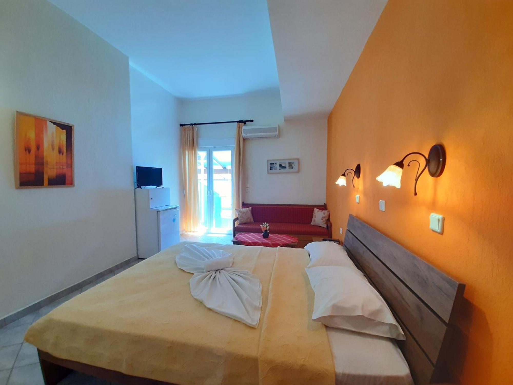Paraga Rooms Пефкари Номер фото